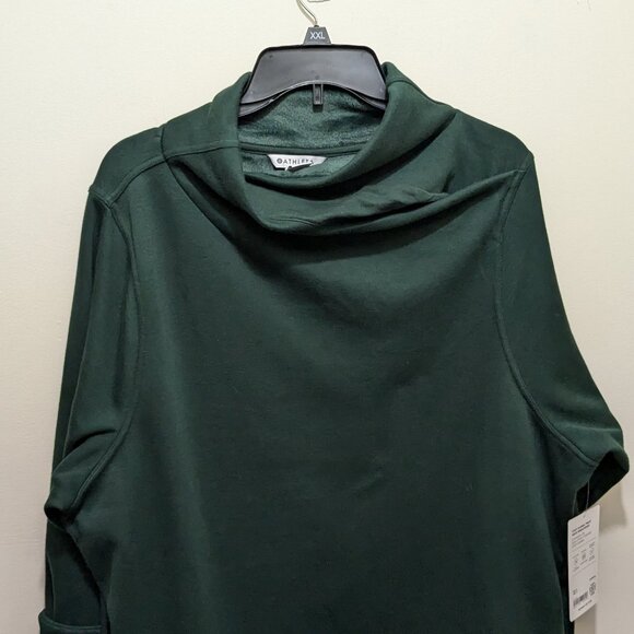 Athleta Tops - Athleta NWT Forest Green lined sweatshirt, size 2XL